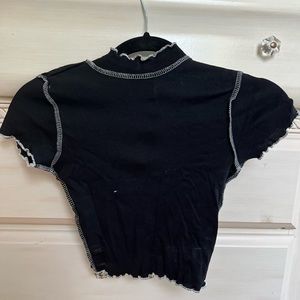 Form fitting black crop top